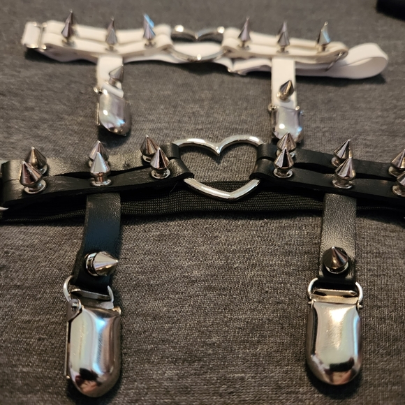 Set of 2 Spiked Garter belts NWOT - Picture 3 of 3